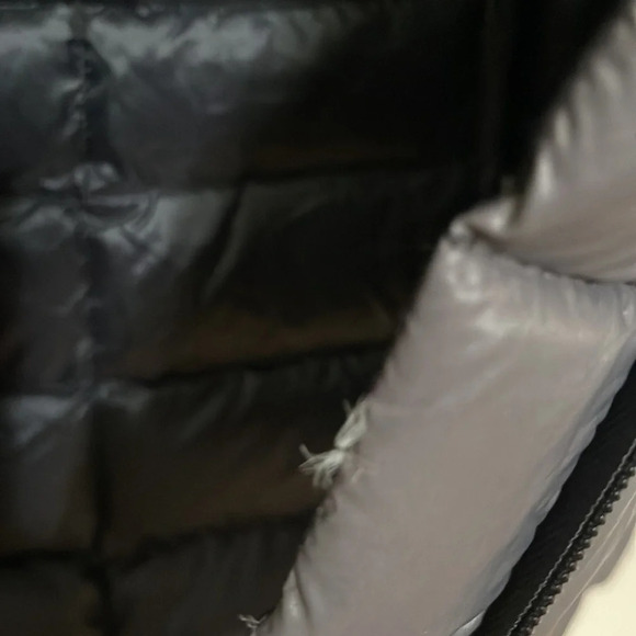 Bernardo Puffer Long Sleeve Size Small Black Jacket Hooded metallic gray - Picture 13 of 16